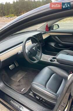 Седан Tesla Model 3 2023 в  фото 10 Седан Tesla Model 3 2023 в