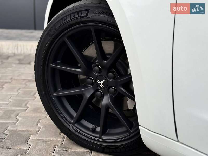Седан Tesla Model 3 2022 в Кривому Розі фото 26 Седан Tesla Model 3 2022 в Кривому Розі