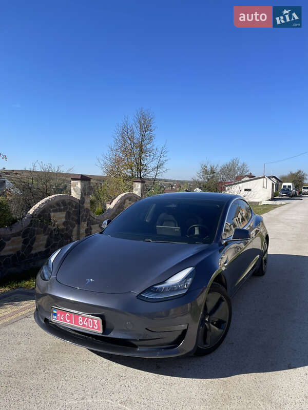 Седан Tesla Model 3 2020 в Львове фото 15 Седан Tesla Model 3 2020 в Львове