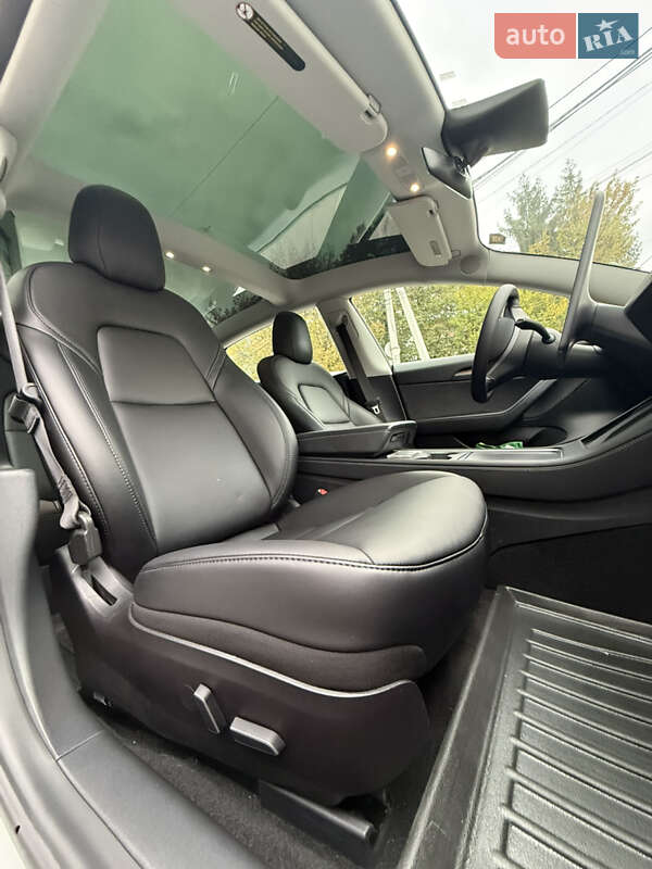 Седан Tesla Model 3 2021 в Ужгороде фото 35 Седан Tesla Model 3 2021 в Ужгороде