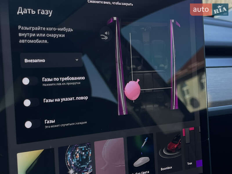 Седан Tesla Model 3 2020 в Луцьку