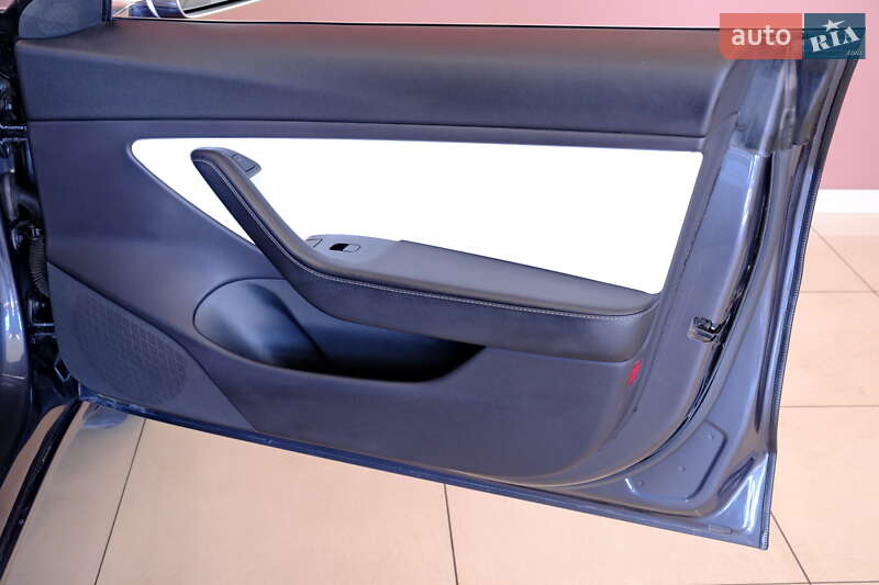 Седан Tesla Model 3 2019 в Одессе фото 39 Седан Tesla Model 3 2019 в Одессе