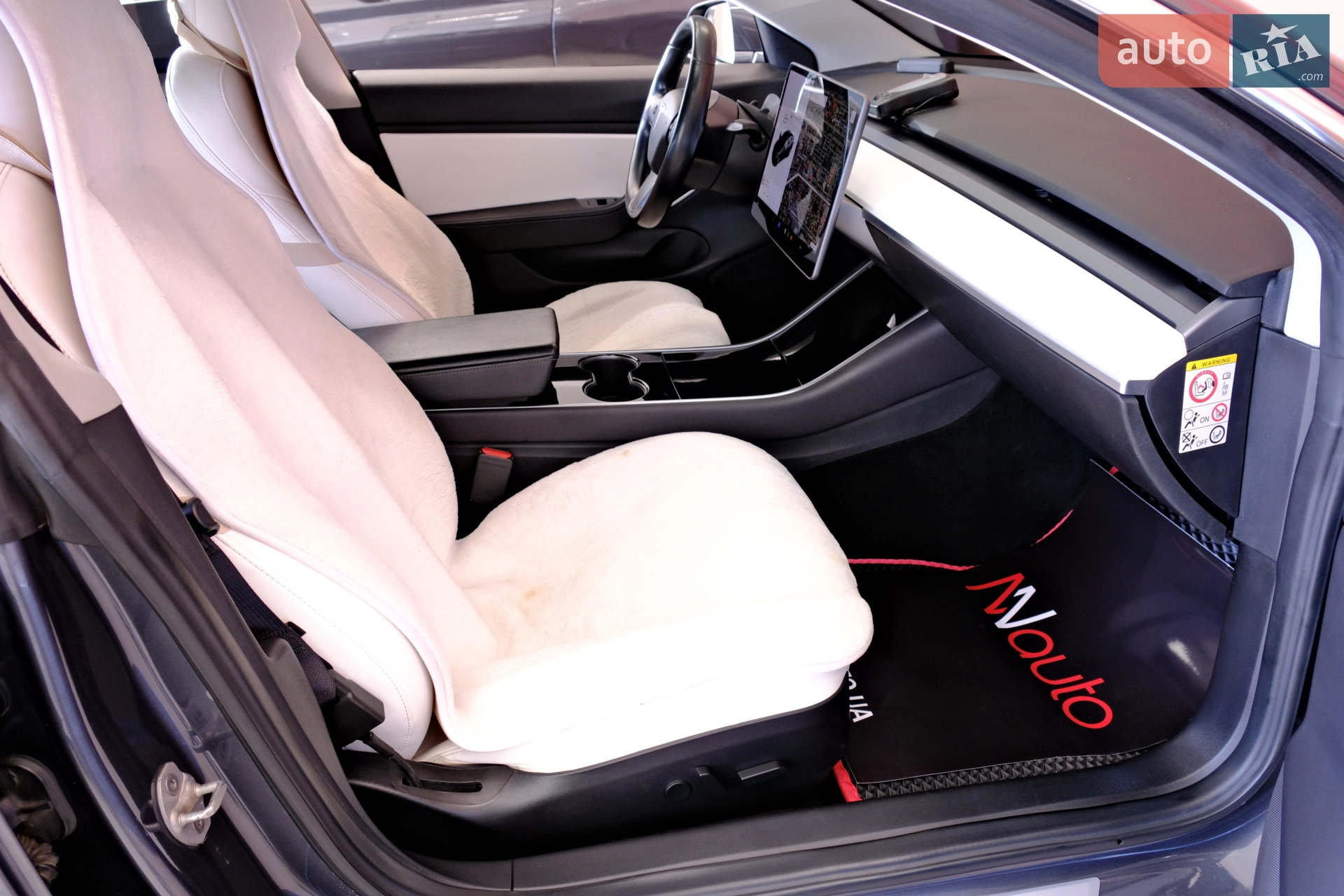 2019 Tesla Model 3 - мініатюра 40