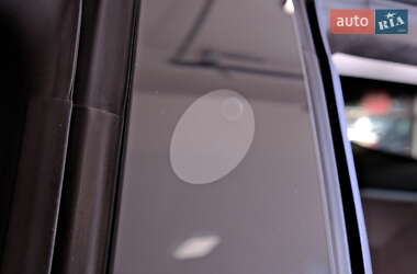 Седан Tesla Model 3 2019 в Одесі