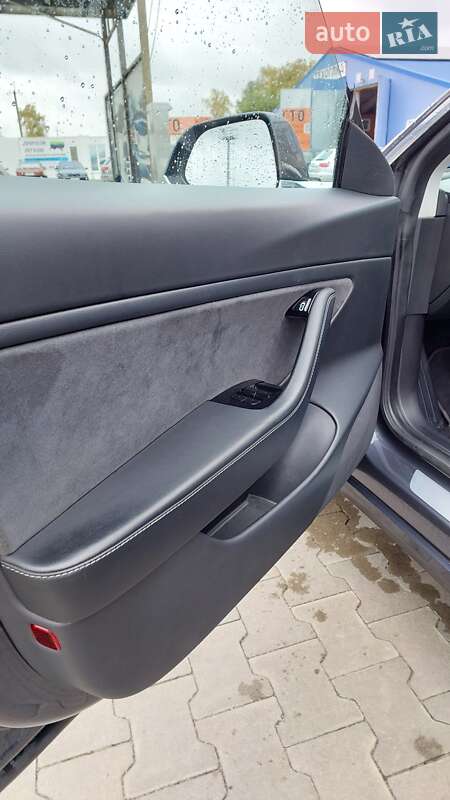 Седан Tesla Model 3 2018 в Києві фото 22 Седан Tesla Model 3 2018 в Києві