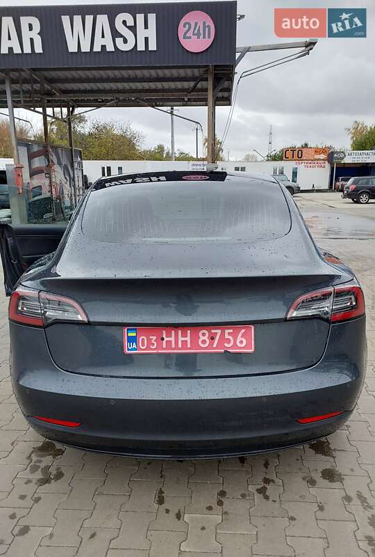 Седан Tesla Model 3 2018 в Києві фото 12 Седан Tesla Model 3 2018 в Києві