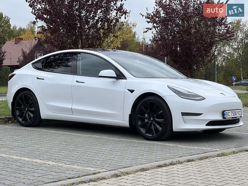 Седан Tesla Model 3 2019 в Львове фото 8 Седан Tesla Model 3 2019 в Львове