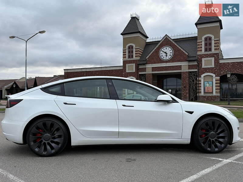 Седан Tesla Model 3 2021 в Киеве фото 22 Седан Tesla Model 3 2021 в Киеве