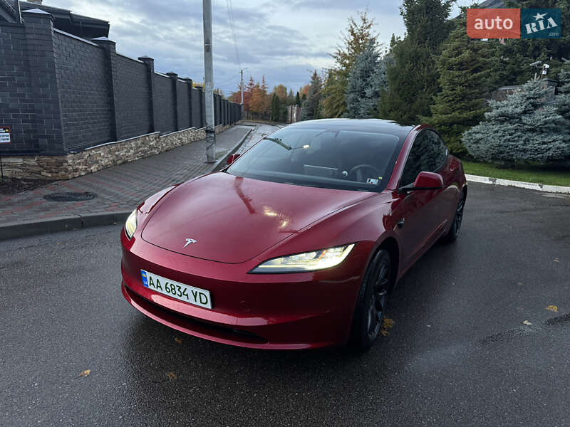 Седан Tesla Model 3 2024 в Киеве фото 2 Седан Tesla Model 3 2024 в Киеве