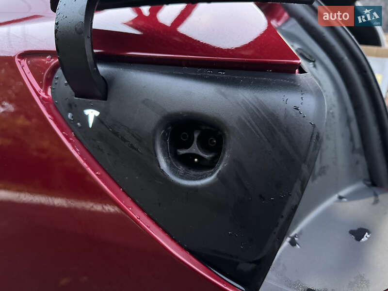 Седан Tesla Model 3 2024 в Киеве фото 36 Седан Tesla Model 3 2024 в Киеве