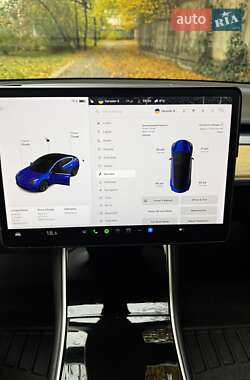 Седан Tesla Model 3 2018 в 
