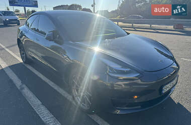 Седан Tesla Model 3 2020 в Одессе