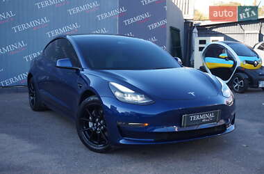 Седан Tesla Model 3 2022 в Одессе