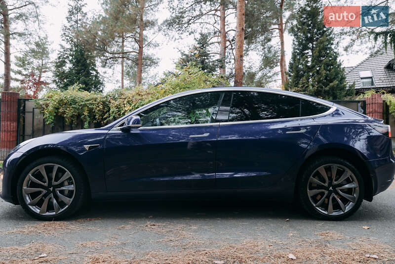 Седан Tesla Model 3 2020 в Києві фото 4 Седан Tesla Model 3 2020 в Києві