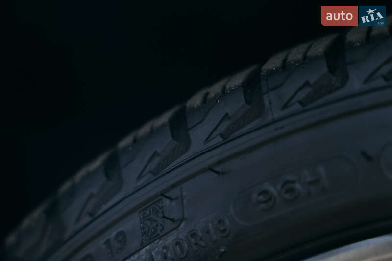 Седан Tesla Model 3 2020 в Києві фото 17 Седан Tesla Model 3 2020 в Києві