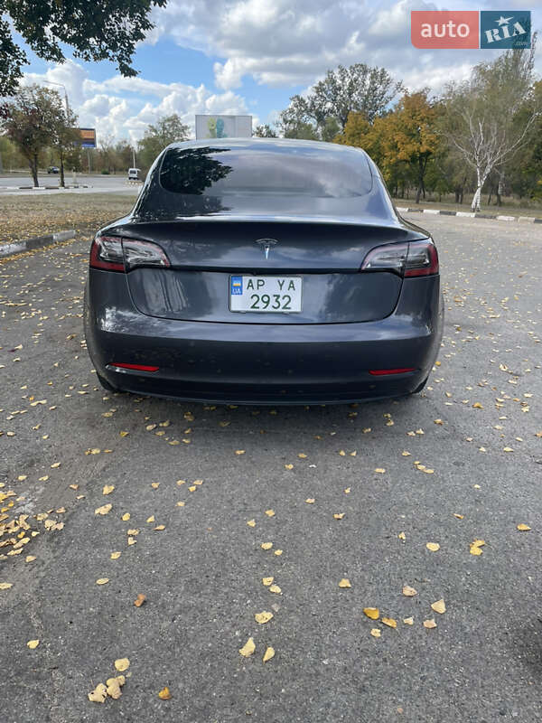 Седан Tesla Model 3 2018 в Запоріжжі