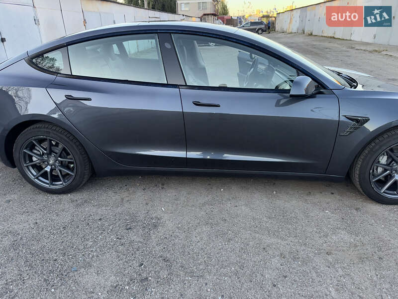 Седан Tesla Model 3 2023 в Киеве фото 12 Седан Tesla Model 3 2023 в Киеве