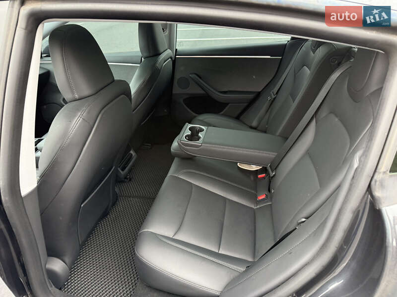 Седан Tesla Model 3 2024 в Золочеве фото 17 Седан Tesla Model 3 2024 в Золочеве