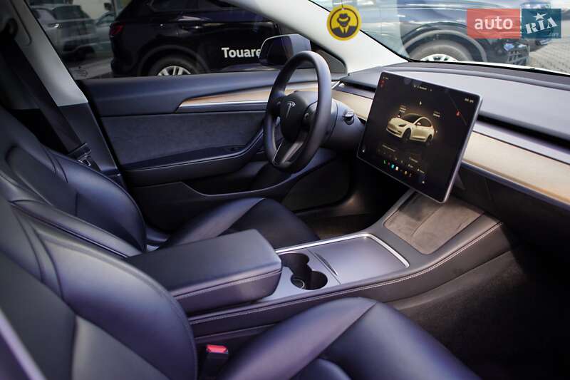 Седан Tesla Model 3 2022 в Житомирі фото 28 Седан Tesla Model 3 2022 в Житомирі