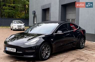 Седан Tesla Model 3 2018 в 