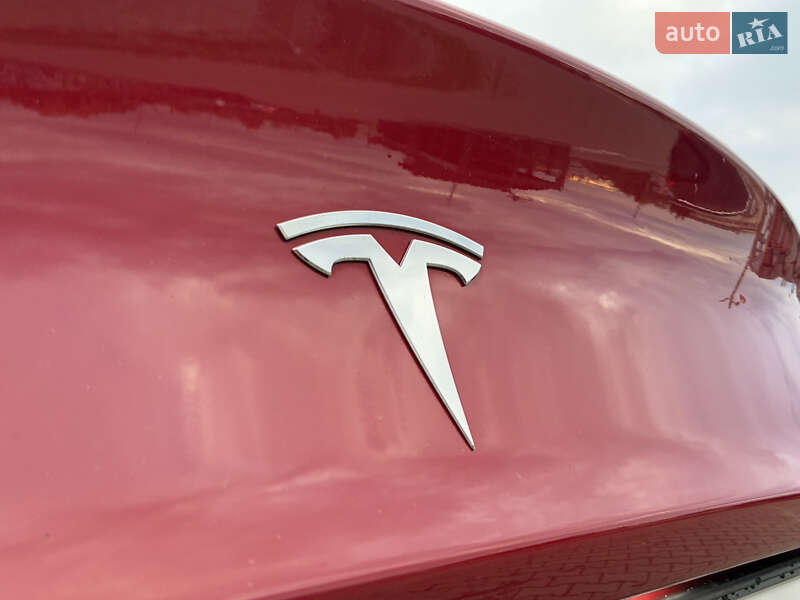 Седан Tesla Model 3 2018 в Дрогобыче фото 30 Седан Tesla Model 3 2018 в Дрогобыче