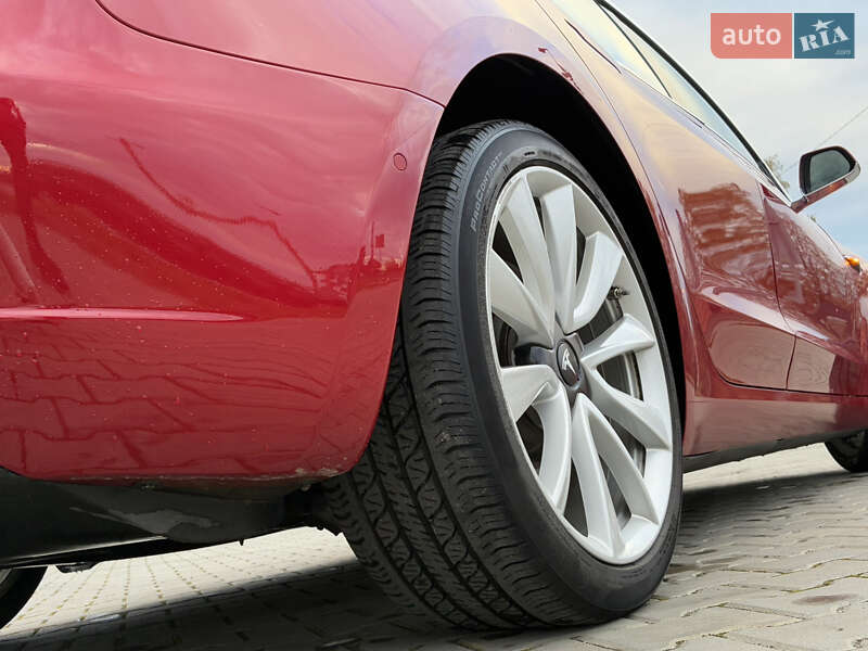 Седан Tesla Model 3 2018 в Дрогобыче фото 29 Седан Tesla Model 3 2018 в Дрогобыче