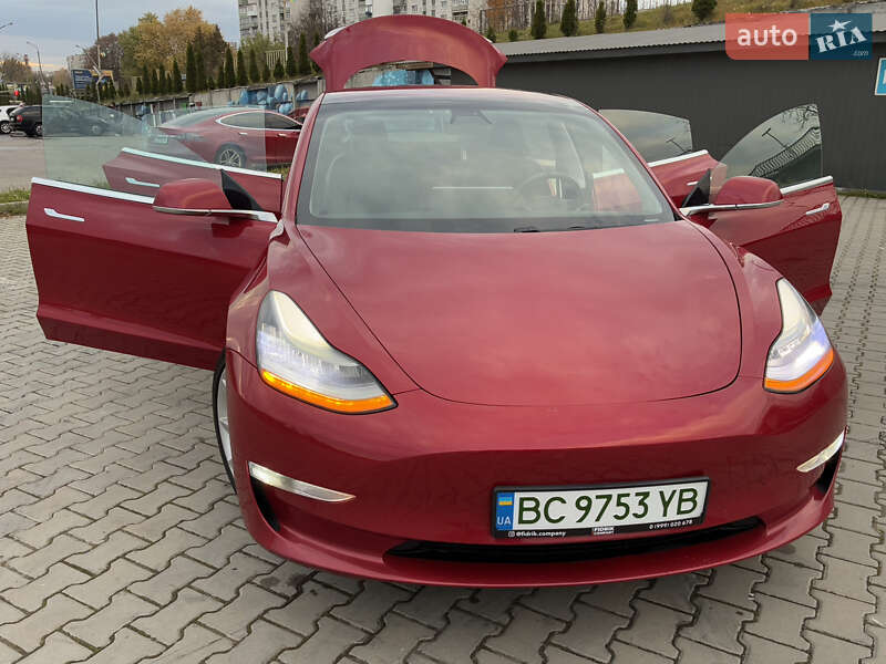 Седан Tesla Model 3 2018 в Дрогобыче фото 77 Седан Tesla Model 3 2018 в Дрогобыче