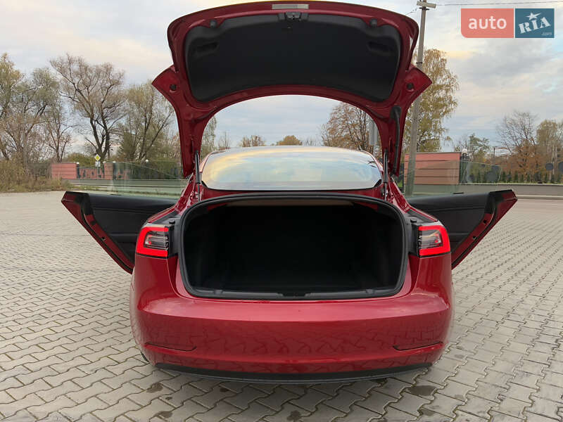 Седан Tesla Model 3 2018 в Дрогобыче фото 83 Седан Tesla Model 3 2018 в Дрогобыче