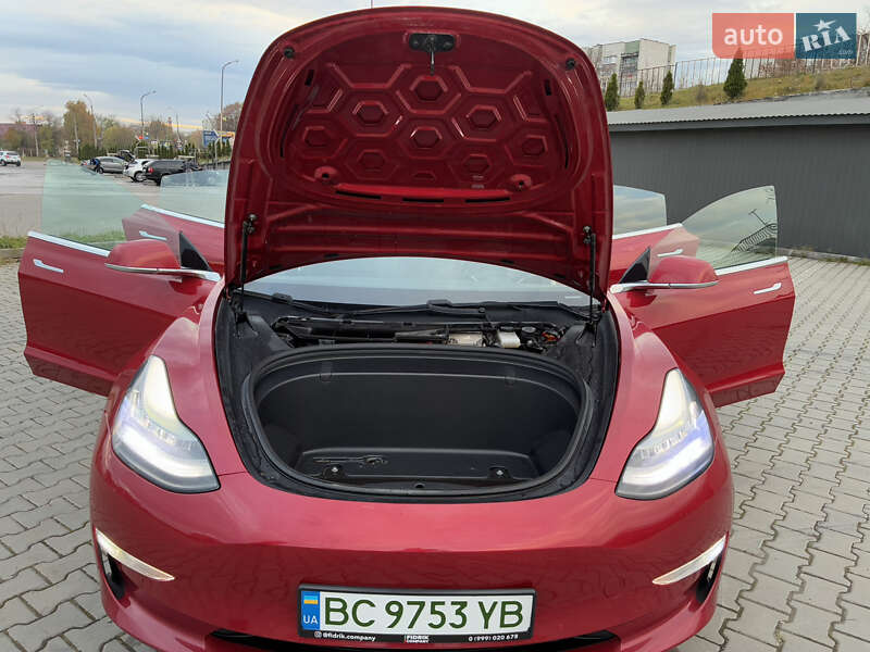 Седан Tesla Model 3 2018 в Дрогобыче фото 88 Седан Tesla Model 3 2018 в Дрогобыче