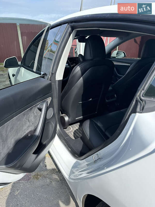 Седан Tesla Model 3 2022 в Буську фото 10 Седан Tesla Model 3 2022 в Буську