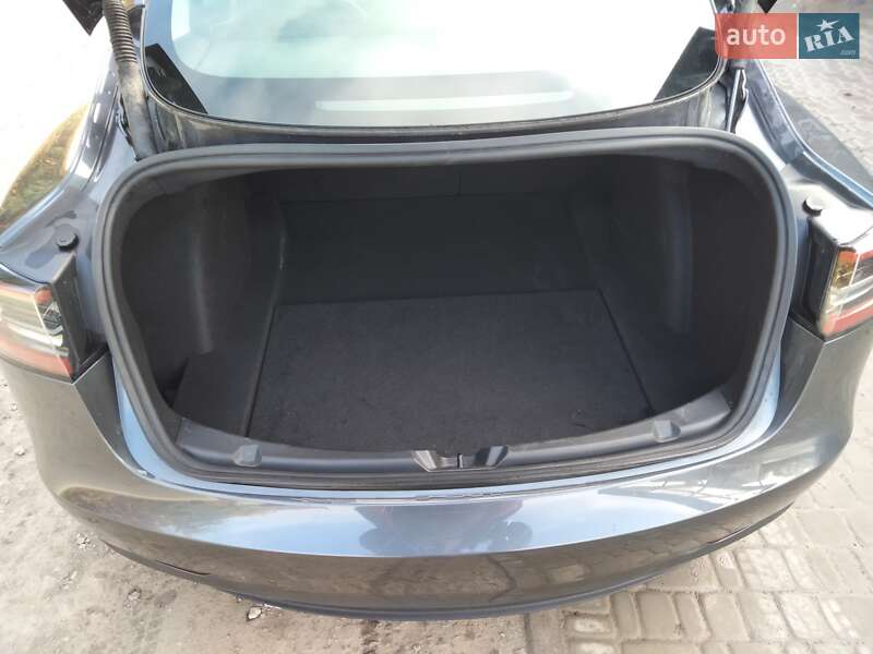 Седан Tesla Model 3 2023 в Тернополі фото 11 Седан Tesla Model 3 2023 в Тернополі