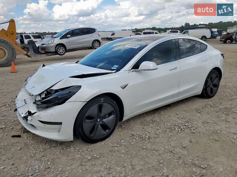 Tesla Model 3 2018