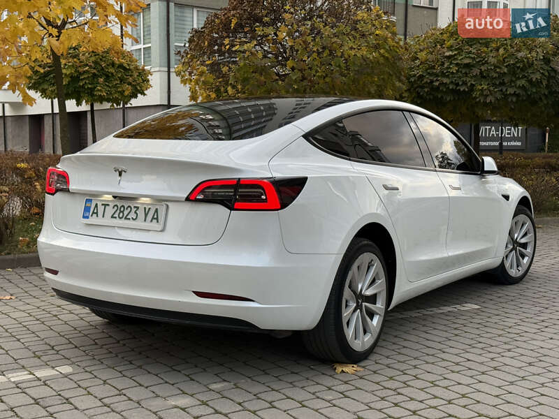 Седан Tesla Model 3 2023 в Івано-Франківську фото 19 Седан Tesla Model 3 2023 в Івано-Франківську