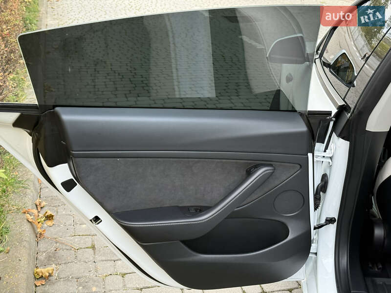 Седан Tesla Model 3 2023 в Івано-Франківську фото 26 Седан Tesla Model 3 2023 в Івано-Франківську