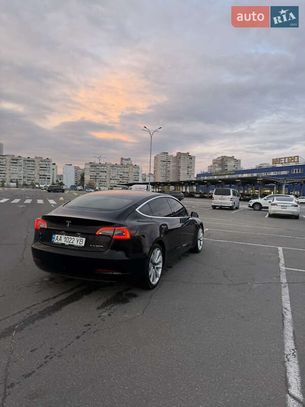 Седан Tesla Model 3 2020 в Киеве фото 20 Седан Tesla Model 3 2020 в Киеве