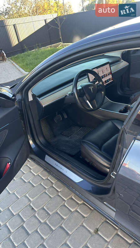 Седан Tesla Model 3 2018 в Дунаївцях