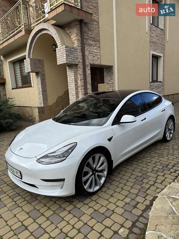 Tesla Model 3 2018