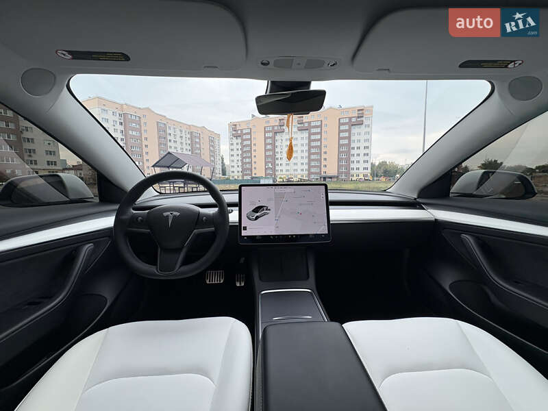 Седан Tesla Model 3 2021 в Дніпрі фото 14 Седан Tesla Model 3 2021 в Дніпрі