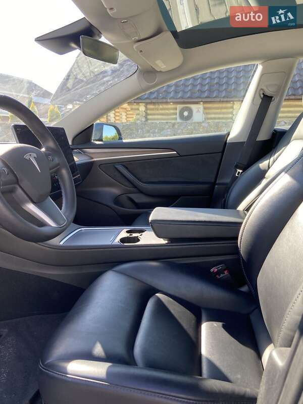 Седан Tesla Model 3 2022 в Калинівці фото 19 Седан Tesla Model 3 2022 в Калинівці
