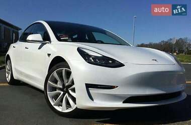 Седан Tesla Model 3 2018 в Одессе