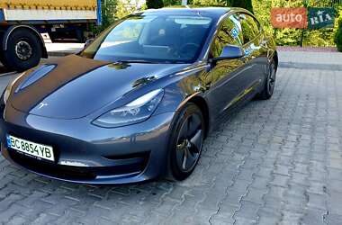 Седан Tesla Model 3 2022 в Кременчуге Седан Tesla Model 3 2022 в Кременчуге