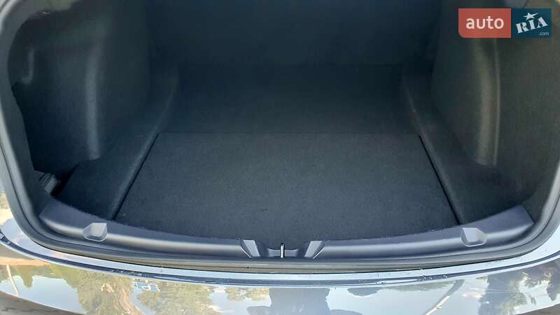 Седан Tesla Model 3 2022 в Кременчуге фото 11 Седан Tesla Model 3 2022 в Кременчуге