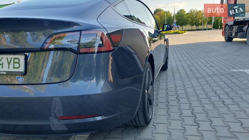 Седан Tesla Model 3 2022 в Кременчуге фото 32 Седан Tesla Model 3 2022 в Кременчуге