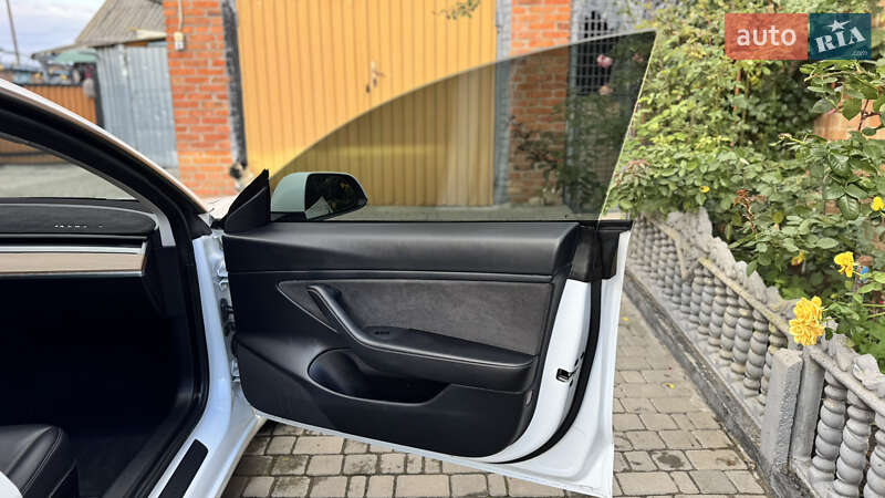 Седан Tesla Model 3 2021 в Вінниці фото 24 Седан Tesla Model 3 2021 в Вінниці