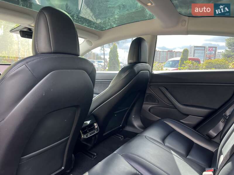 Седан Tesla Model 3 2019 в Львове фото 19 Седан Tesla Model 3 2019 в Львове