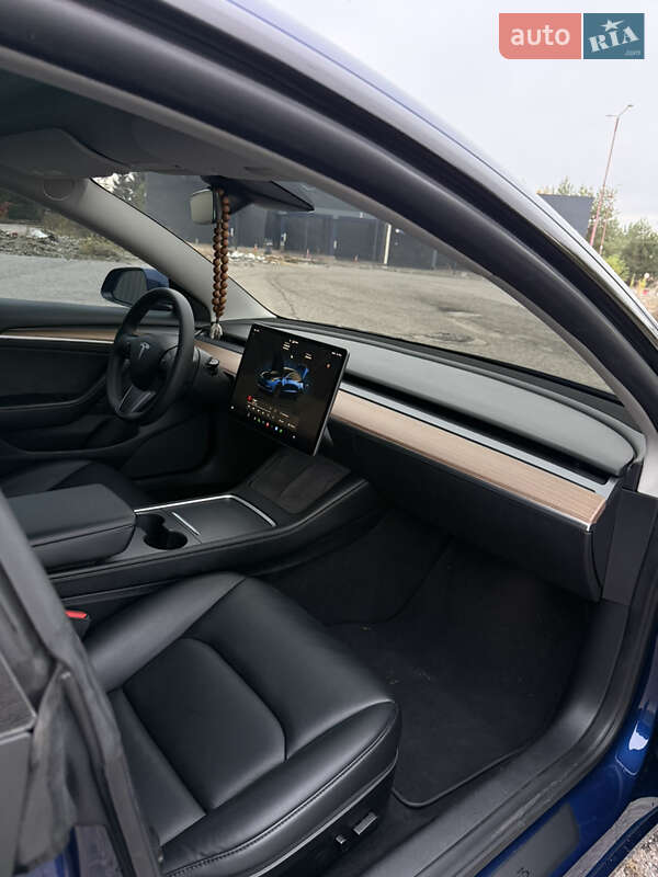 Седан Tesla Model 3 2022 в Харькове