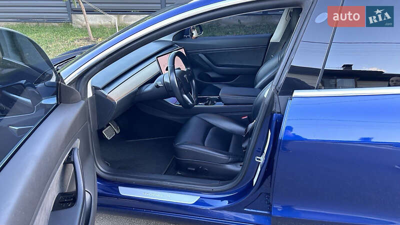 Седан Tesla Model 3 2019 в Києві фото 20 Седан Tesla Model 3 2019 в Києві