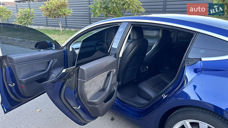 Седан Tesla Model 3 2019 в Києві фото 33 Седан Tesla Model 3 2019 в Києві