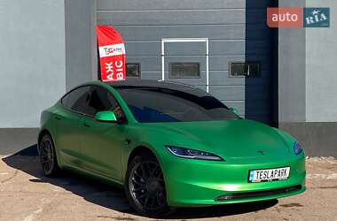 Седан Tesla Model 3 2025 в Киеве Седан Tesla Model 3 2025 в Киеве
