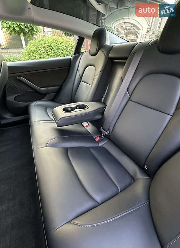 Седан Tesla Model 3 2022 в Николаеве фото 7 Седан Tesla Model 3 2022 в Николаеве